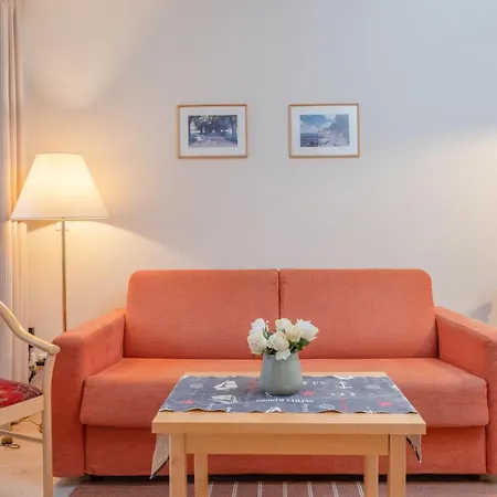 Apartment 667, Seepark